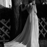 Vestit de núvia amb esquena oberta de Gali Halav