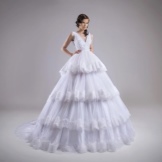 فستان زفاف بأسلوب الأميرة