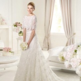 Сватбена рокля от колекцията на Elie Saab от 2013 с ръкави