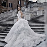 Alessandro angelozzi vestuvių suknelė su traukiniu