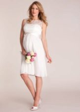 Сватбена рокля директно за бременни жени