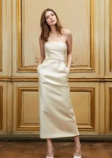 Vidutinio ilgio vestuvių suknelė