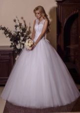 Gaun pengantin bukan pereka yang mahal