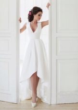 Gaun pengantin pendek depan belakang panjang
