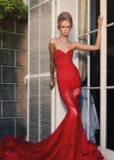 Červené večerní šaty mořská panna