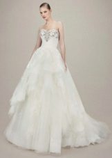 Gaun pengantin dengan skirt pelbagai peringkat 2016 oleh Enzoni