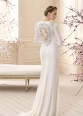 שמלת חתונה סגורה מ Sabbotin 2016 עם גב פתוח