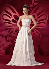 Gaun pengantin dengan skirt asimetri dari Menjadi Pengantin 2012