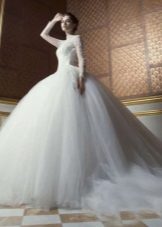 Magnifique robe de mariée fermée