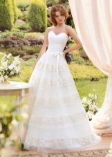 Сватбена рокля от колекцията на Sole Mio великолепна