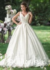 Magnifik brudklänning från varumärket Slanowski