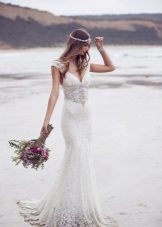 שמלת חתונה מאוסף הרוח מאנה קמפבל מתחרה