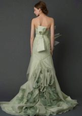 Сватбена рокля от Вера Вонг от колекцията 2012 на зелено