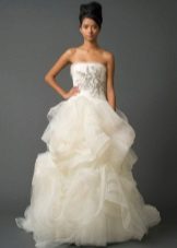 فستان زفاف من فيرا وونغ من مجموعة 2011 الرائعة