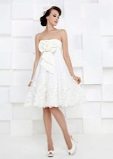 Kookla Jednoduchá bílá kolekce svatební šaty krátké