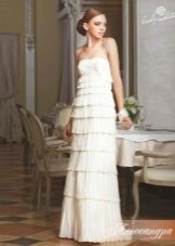 Кремава сватбена рокля