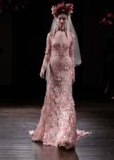 Svatební šaty z Naeem Khan růžové