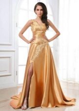 Ilga suknelė iš aukso