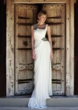 Suknelė ant graikų stiliaus vestuvių diržų