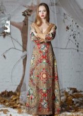 Lang kjole i russisk stil