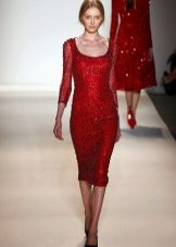 Crvena haljina s rukavima