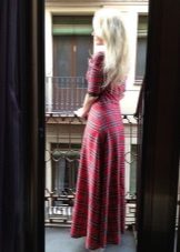 Vestido longo de três quartos em vestido xadrez (tartan)