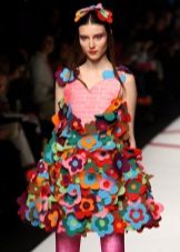 Kolorowa sukienka papierowa