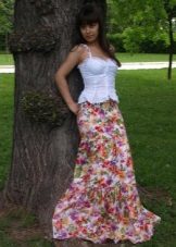 lång sommar kjol med blommönster