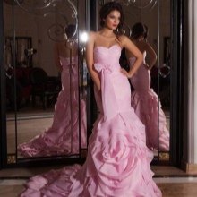 Svatební šaty z Crystal Design růžové