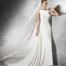 Gaun pengantin dengan kain dari Pronovias 2016