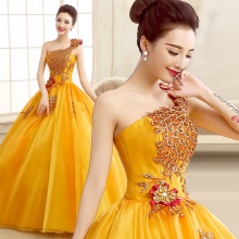 Geltona pūkuota vakarinė suknelė iš Kinijos