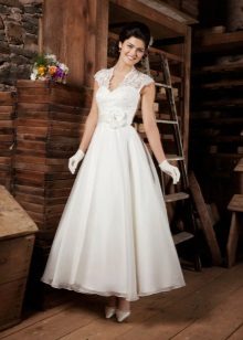 Svatební šaty s délkou kotníku