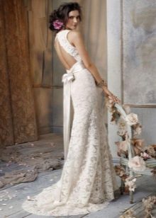 Gaun pengantin renda megah