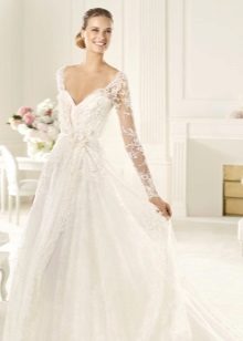 Vestido de noiva de renda por Eli Saab