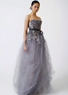 אוסף של שמלות חתונה מ ורה וונג