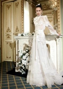 Gaun pengantin dari Yolan Cris dalam gaya vintaj