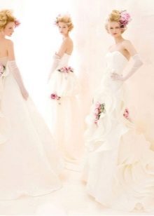 Gaun pengantin asal dari koleksi Atelier Aimee