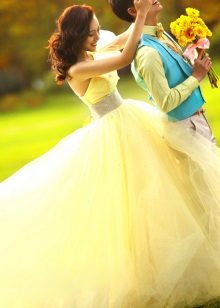 vestit de núvia groc