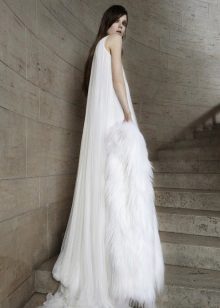 فستان زفاف فيرا وونغ