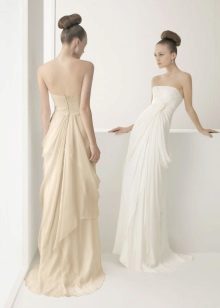 Gaun pengantin yang rendah dengan kain tirai