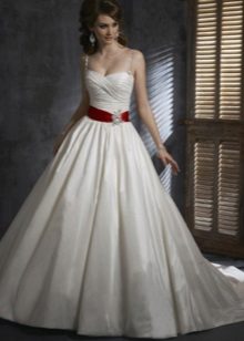 Vestit de núvia silueta en línia
