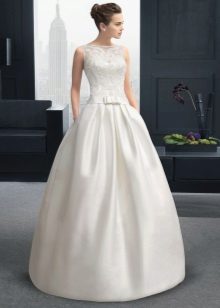 Magnífico vestido de novia de Rosa Clara