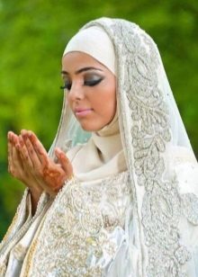 Musulmonų vestuvių Hijabas su siuvinėjimu