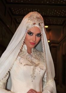Musulmonų vestuvių suknelė su stovo apykakle