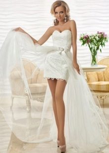 Gaun pengantin pendek dari Oksana Mucha