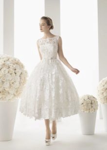 Midi Lace Wedding Dress oleh Rosa Clara