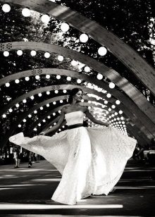فستان زفاف ريفي من Vesssna مع حزام بلون مغاير