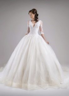 فستان زفاف في اسلوب الاميرة