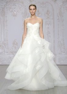 Gaun pengantin dari Monique Lhuillier