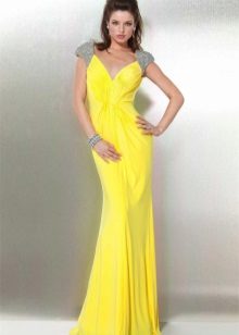 vakaro suknelė iš Giovani geltonos spalvos